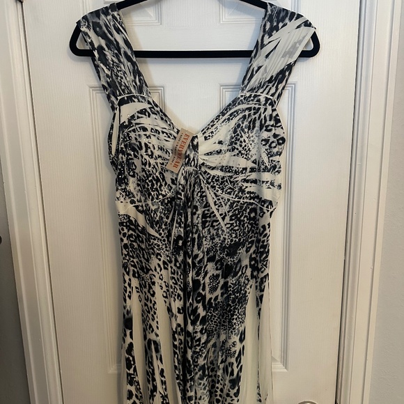 Top - Picture 1 of 3